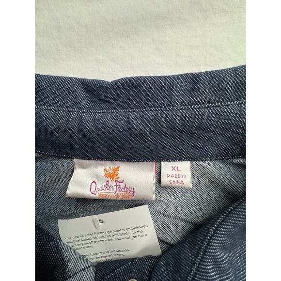 Quacker Factory XL Knit Denim Blouse Button Rhinestones Collar Tab Pocket - Picture 5 of 11